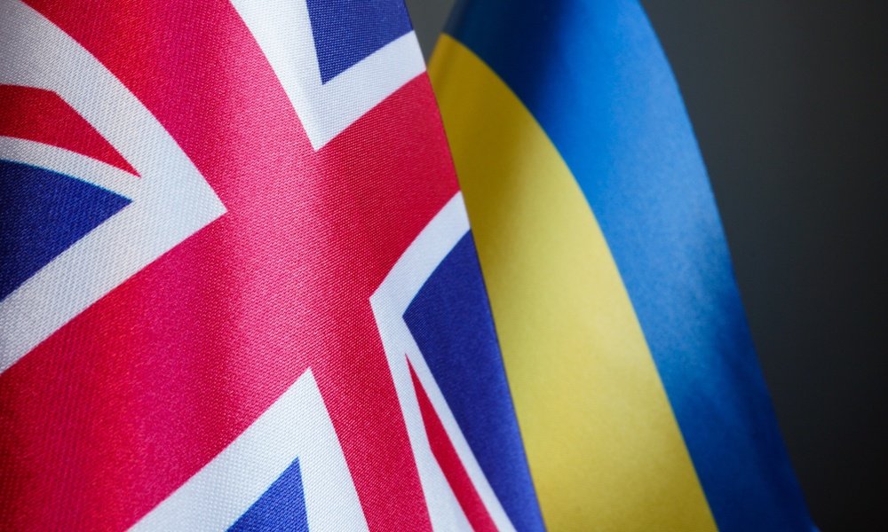 بريطانيا تطلق برنامج تأشيرة عائلية جديدة لمواطني أوكرانيا الذين لديهم أقارب بريطانيون
